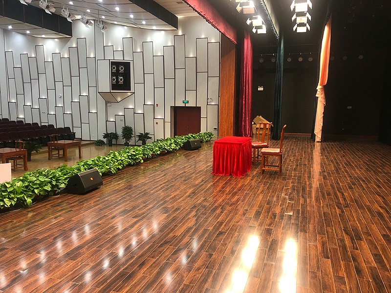 舞台榴莲网站在线观看设备的调试及重要性分析