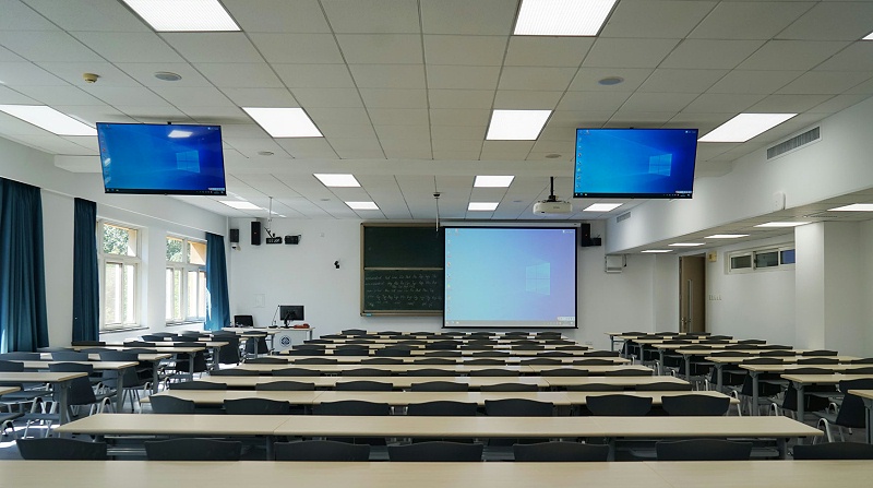 1学校教室榴莲网站在线观看系统有哪些